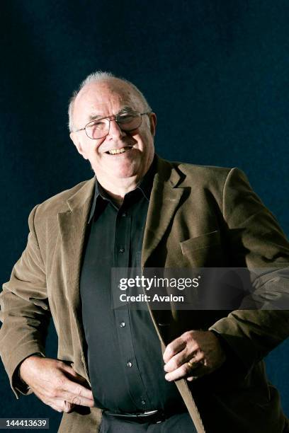 Clive James presents his latest book 'Cultural Amnesia' at the Edinburgh International Book Festival on 16th August 2007. Edinburgh, Scotland. His...