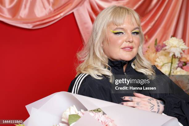 Tones And I poses with the ARIA award for Song of the Year during the 2022 ARIA Awards at The Hordern Pavilion on November 24, 2022 in Sydney,...