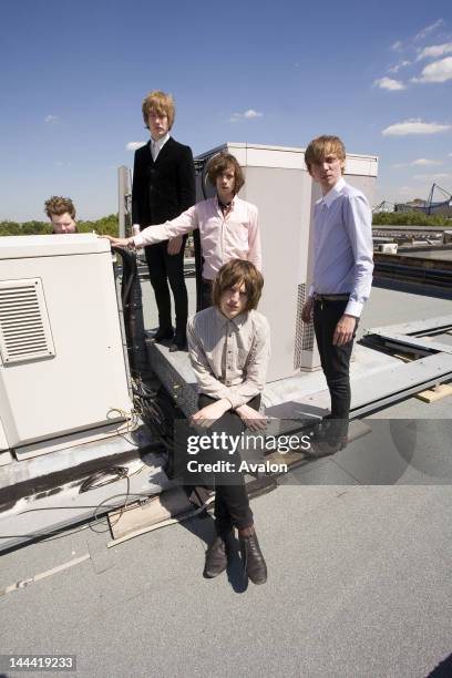 Portrait of UK indie band Joe Lean and the Jing Jang Jong photographed in Retna Studios, Fulham, London in May 2007. Job: 23591 Ref: EWT First...
