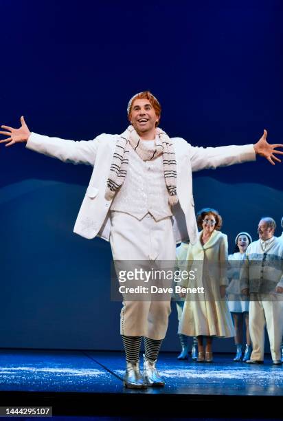 Simon Lipkin bows at the curtain call during the press night performance of "Elf The Musical" at The Dominion Theatre on November 24, 2022 in London,...