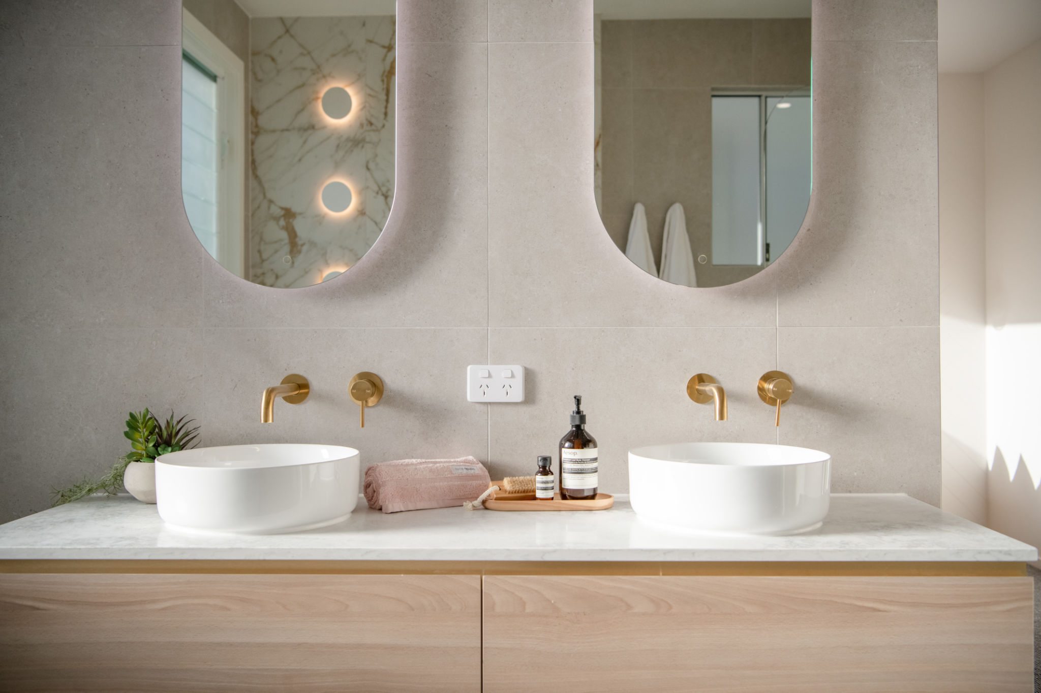 Double Vanity Double Vanity