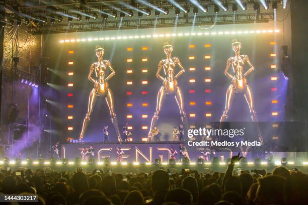 Daddy Concert Estadio Mobil Super Photos and Premium High Res Pictures - Getty Images
