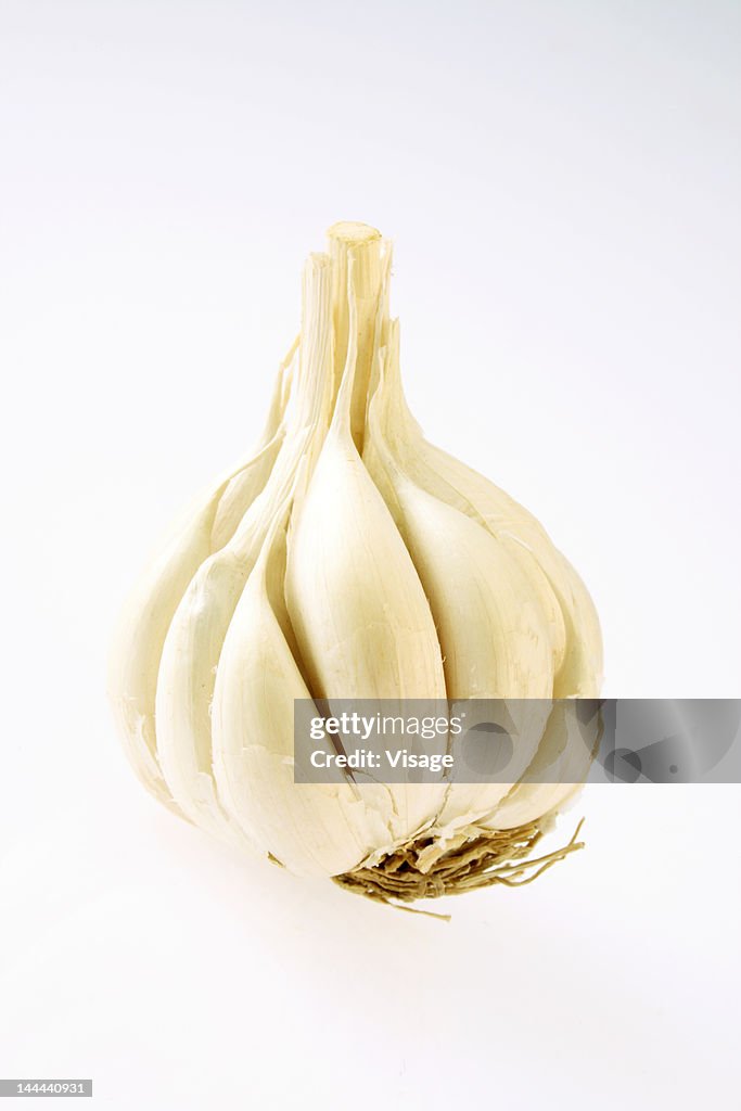 Close-up of a garlic bulb