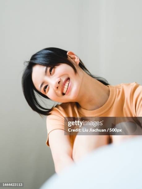 oriental female home life portrait - 北京 stock pictures, royalty-free photos & images