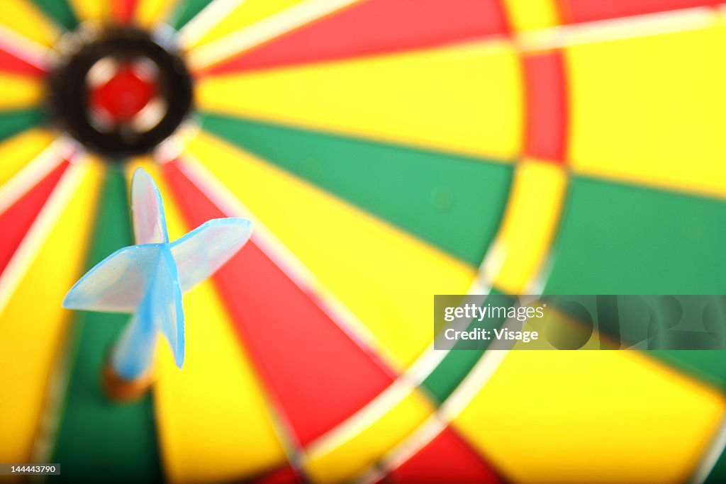 Dart on dart board