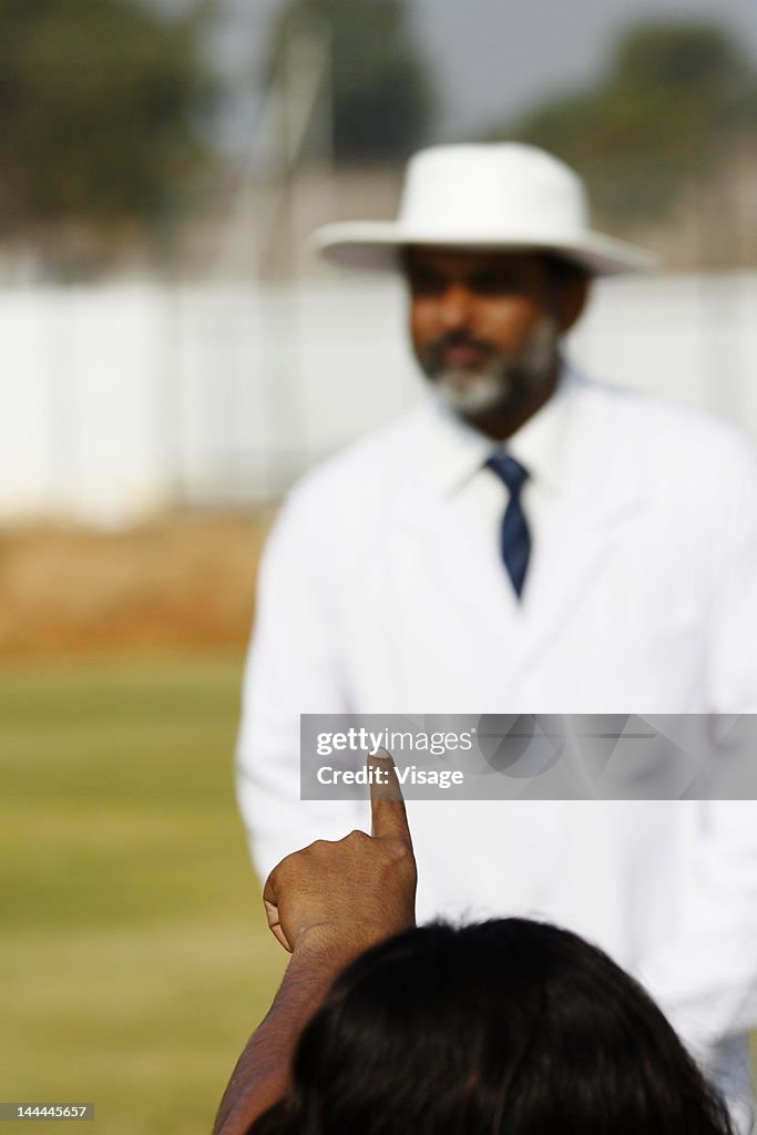 A bowler appealing to the umpire