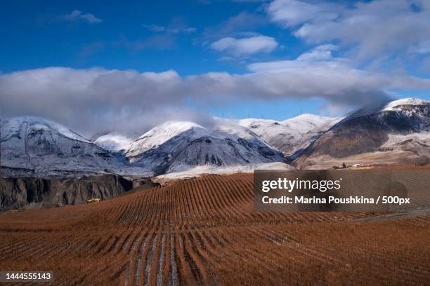 scenic view of snowcapped mountains against sky,wenatchee,washington,united states,usa - wenatchee stock pictures, royalty-free photos & images