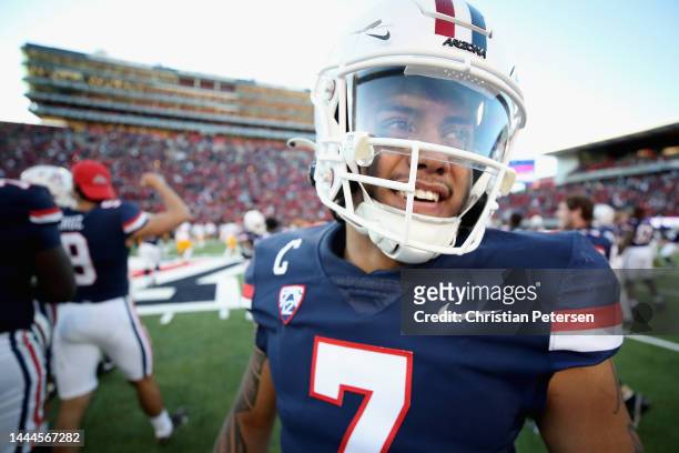 Quarterback Jayden de Laura of the Arizona Wildcats celebrates after defeating the Arizona State Sun Devils 38-35 in the NCAAF game at Arizona...