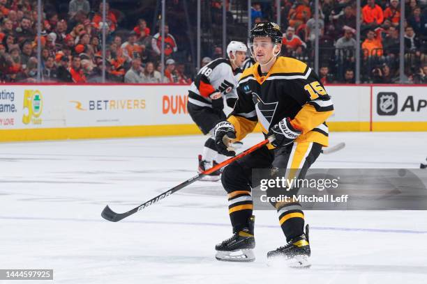 Josh Archibald of the Pittsburgh Penguins skates against the Philadelphia Flyers at the Wells Fargo Center on November 25, 2022 in Philadelphia,...