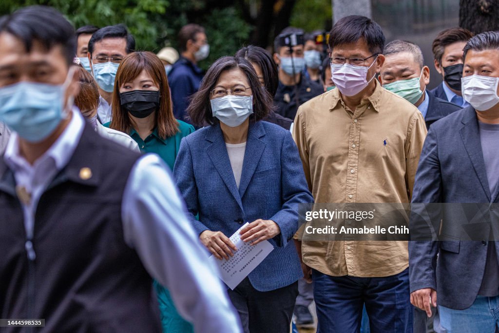 Taipei Holds Mayoral Election In Test For Ruling Party