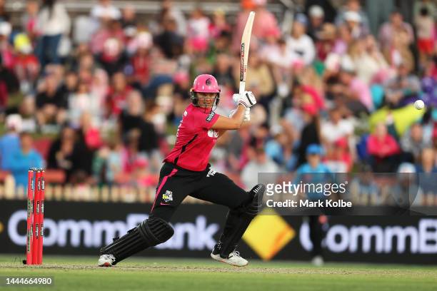 Suzie Bates of the Sixers bats during the Women's Big Bash League Final between the Sydney Sixers and the Adelaide Strikers at North Sydney Oval, on...