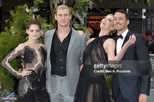 Actors Kristen Stewart, Chris Hemsworth, Charlize Theron and Director Rupert Sanders attend the World Premiere of 'Snow White And The Huntsman' at...