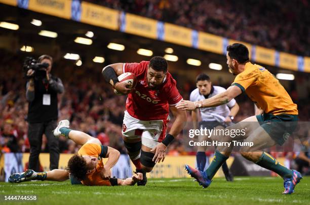 Taulupe Faletau of Wales goes over to score their side's second try during the Autumn International match between Wales and Australia at Principality...
