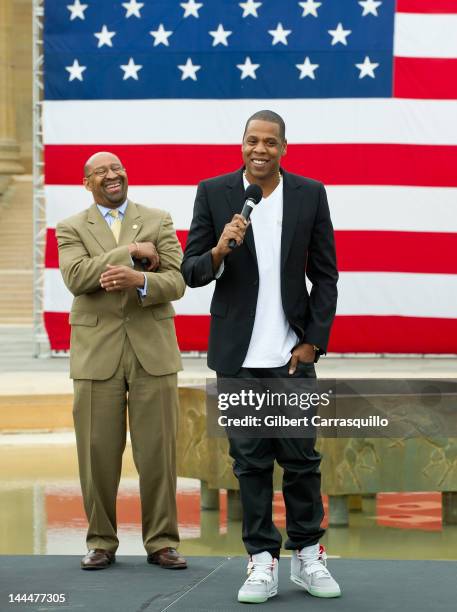 Philadelphia Mayor Michael Nutter &Jay-Z attend the press conference announcing the 'Budweiser Made in America' music festival at Philadelphia Museum...