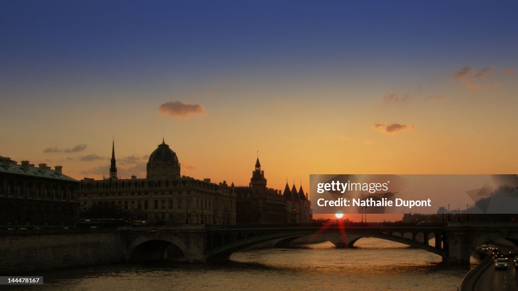 Sunset on Seine