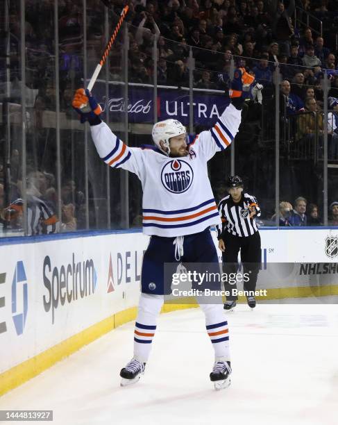 Leon Draisaitl of the Edmonton Oilers scores the game-winning on the powerplay at 17:58 of the third period against the New York Rangers at Madison...