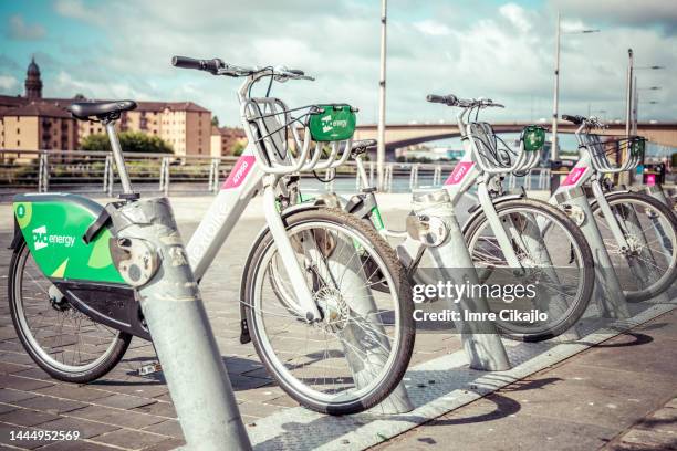 next bike, glasgow - sharing economy stock pictures, royalty-free photos & images