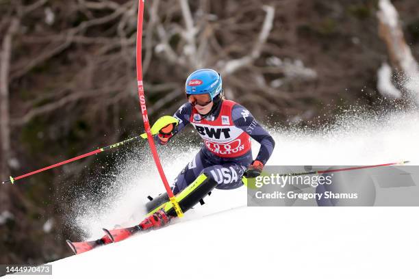Mikaela Shiffrin of the United States skis the first run of the Women's Slalom during the Audi FIS Ski World Cup - Heroic Killington Cup on November...
