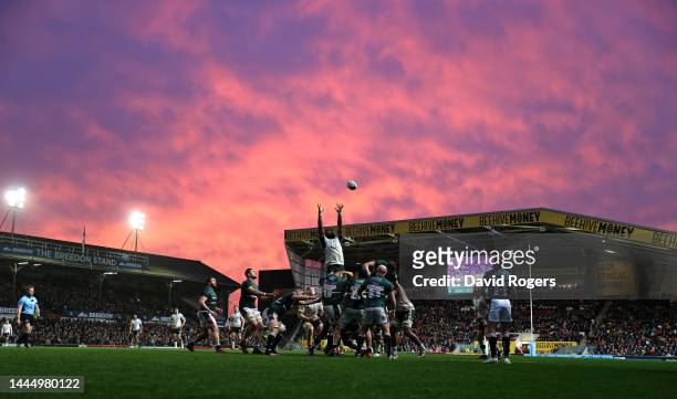 Api Ratuniyarawa of London Irish wins the line out as the sun sets during the Gallagher Premiership Rugby match between Leicester Tigers and London...
