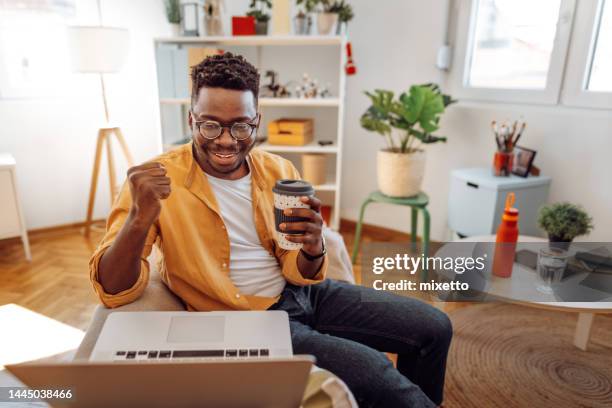 Making Work Easy 1,489 Make Work Easy Stock Photos, High-Res Pictures, and Images ...