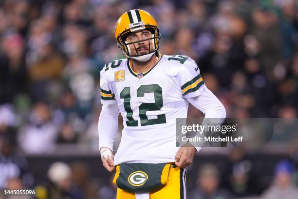 Aaron Rodgers of the Green Bay Packers reacts after throwing an incomplete pass during the first quarter against the Philadelphia Eagles at Lincoln...