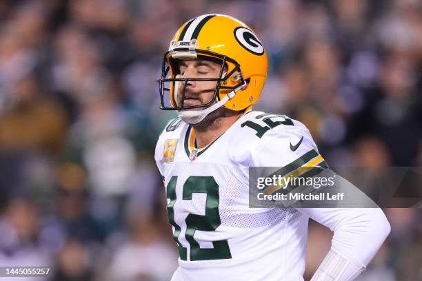 Aaron Rodgers of the Green Bay Packers reacts after throwing an incomplete pass during the first quarter against the Philadelphia Eagles at Lincoln...