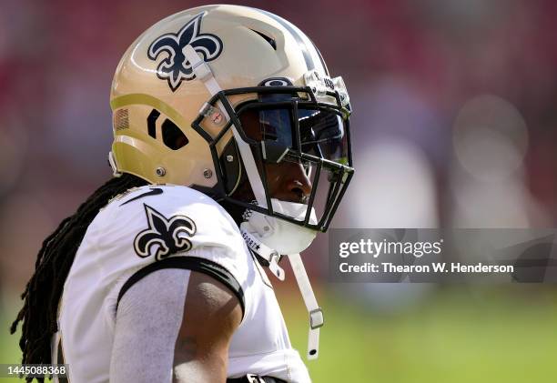 Alvin Kamara of the New Orleans Saints warms up prior to the game against the San Francisco 49ers at Levi's Stadium on November 27, 2022 in Santa...