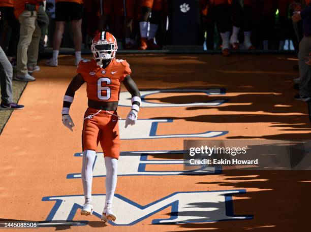 Sheridan Jones of the Clemson Tigers runs onto the field before their game against the South Carolina Gamecocks at Memorial Stadium on November 26,...