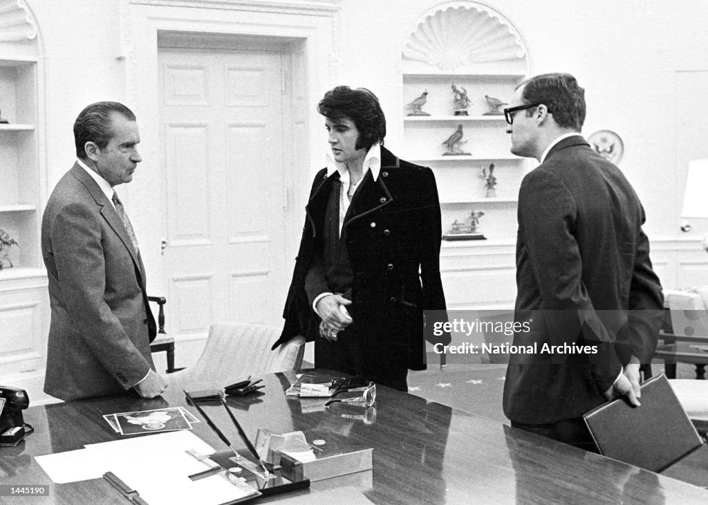 President Richard Nixon Meets Elvis Presley