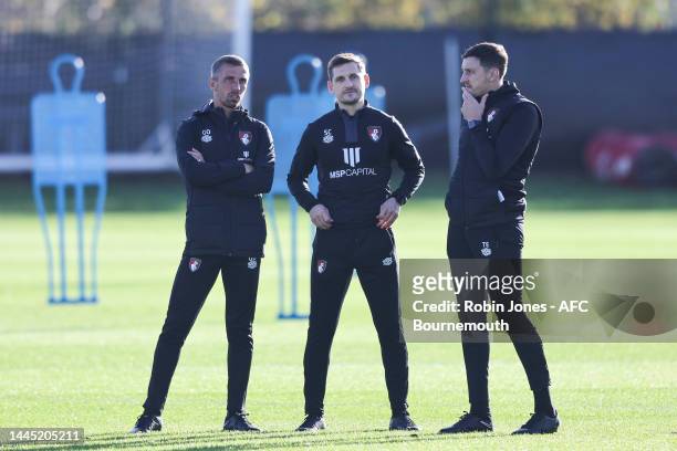 Head Coach Gary O'Neil of Bournemouth with coach's Shaun Cooper and Tommy Elphick during a training session at Vitality Stadium on November 28, 2022...
