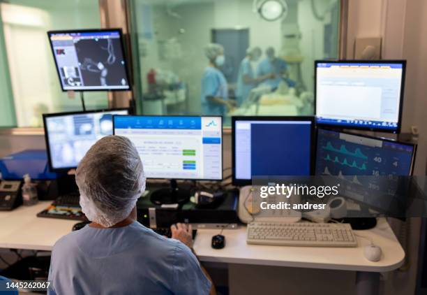 Control Room Radiography Radiology Room Photos and Premium High Res Pictures - Getty Images