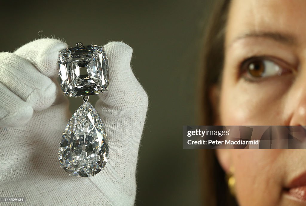 Jewellery Made From The World's Largest Diamond Is Prepared for Jubilee Exhibition