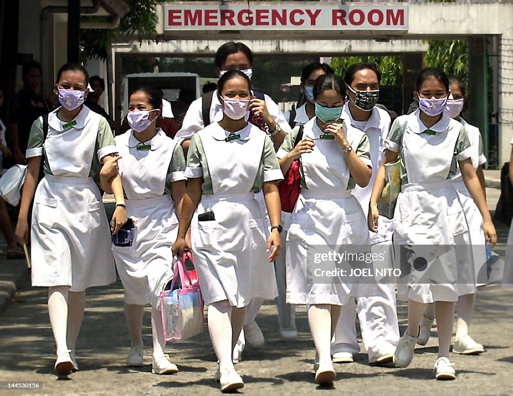 TOPSHOT-PHILIPPINES-HEALTH-SARS-INTERNS