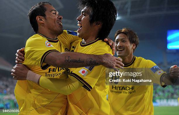 Leandro Domingues of Kashiwa Reysol celebrates his goal ifirst goaljwith team mates during the AFC Champions League Group H match between Jeonbuk...