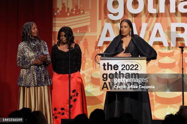 Pamela Poitier, Beverly Poitier-Henderson, and Anika Poitier accept an award onstage during the 2022 Gotham Awards at Cipriani Wall Street on...