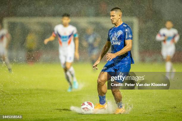 Faiq Jefri Bolkiah of Chonburi FC in action during the Thai League 1 match between Chonburi FC and Port FC at Chonburi Stadium on November 25, 2022...