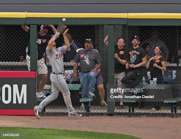 Brennan Boesch of the Detroit Tigers makes a catch at the right field wall for the final out of the game against the Chicago White Sox at U.S....