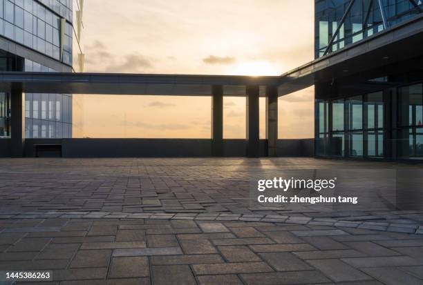 parking lot in front of modern office building. - car front view no people stock-fotos und bilder