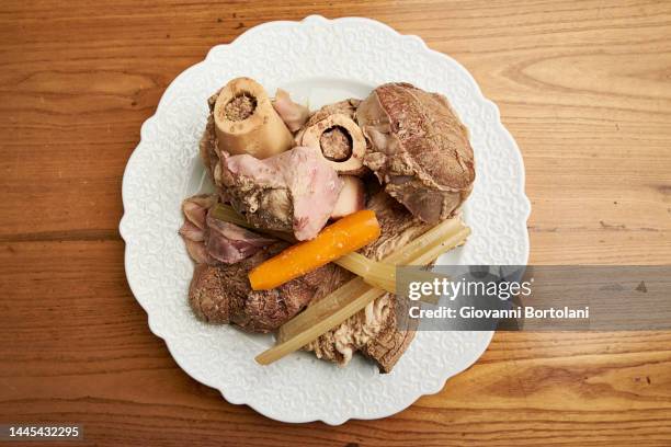 dish with boiled meat and vegetables - boiled stock pictures, royalty-free photos & images