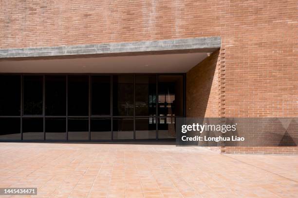 red brick walls and floor - 上海 stock pictures, royalty-free photos & images