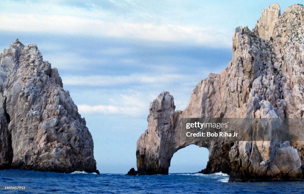 El Arco de Cabo San Lucas, the iconic offshore rock with a hole in ...