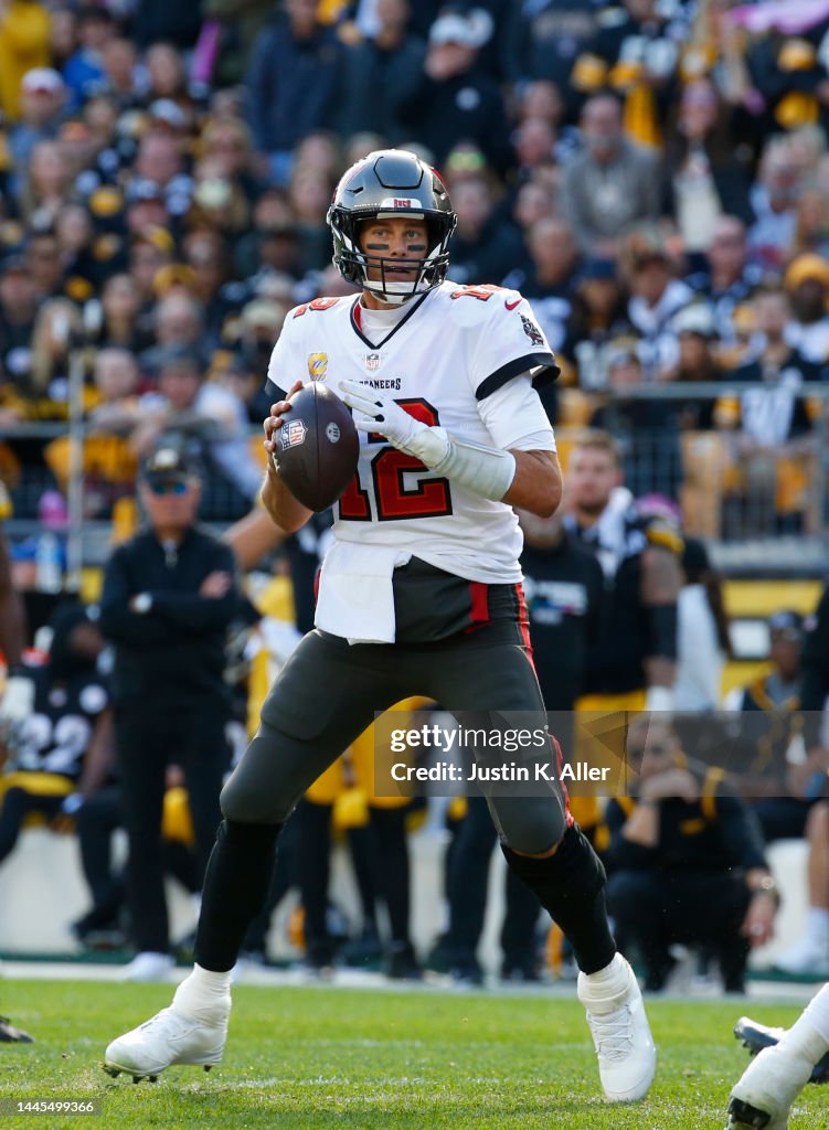 Tampa Bay Buccaneers v Pittsburgh Steelers