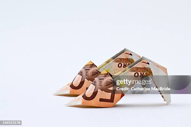 money for shoes - oragami stock-fotos und bilder