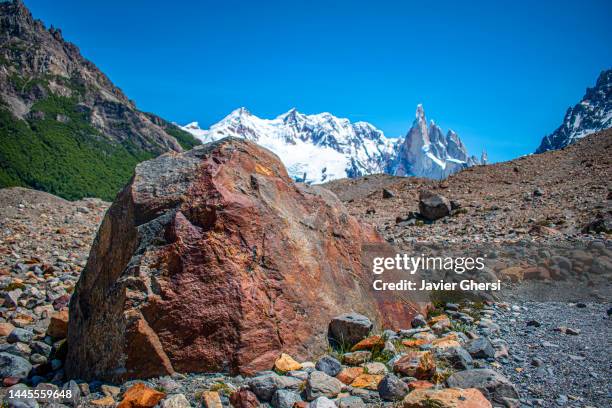 hill tower (cerro torre). los glaciares national park, santa cruz, patagonia, argentina. - santa cruz province argentina stock pictures, royalty-free photos & images