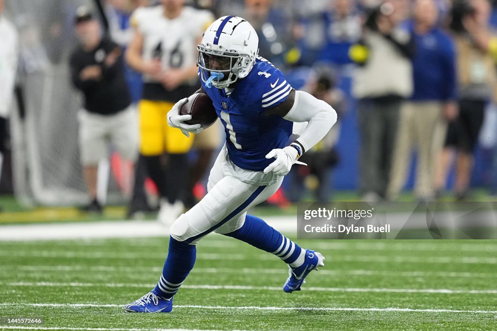 Pittsburgh Steelers v Indianapolis Colts