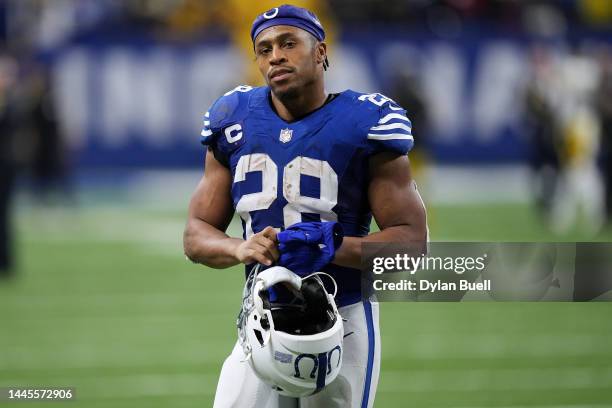 Jonathan Taylor of the Indianapolis Colts walks off the field after losing to the Pittsburgh Steelers 24-17 at Lucas Oil Stadium on November 28, 2022...