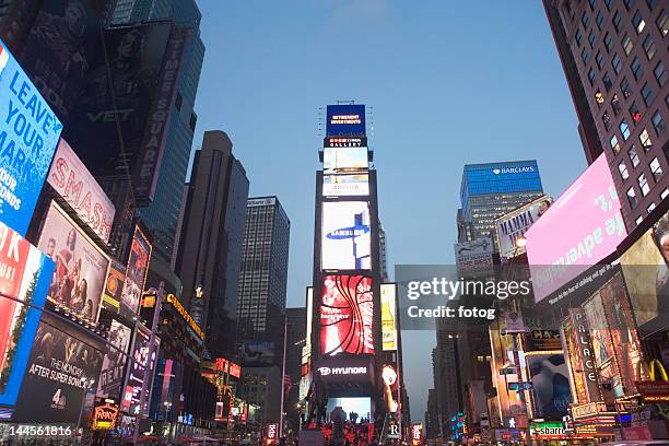 usa, new york state, new york city, times square - times square screen stock pictures, royalty-free photos & images