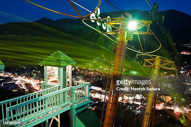usa, tennessee, gatlinburg, lift to mountain observation point at night - gatlinburg stock pictures, royalty-free photos & images