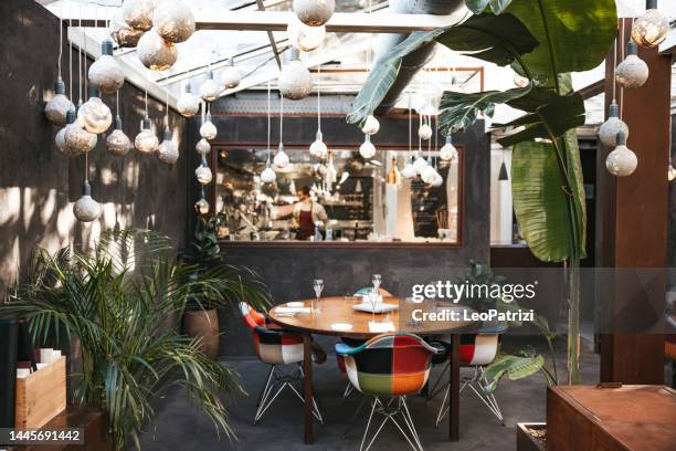 luxury restaurant interior with no people inside prior the opening service - hotel reopening stock pictures, royalty-free photos & images