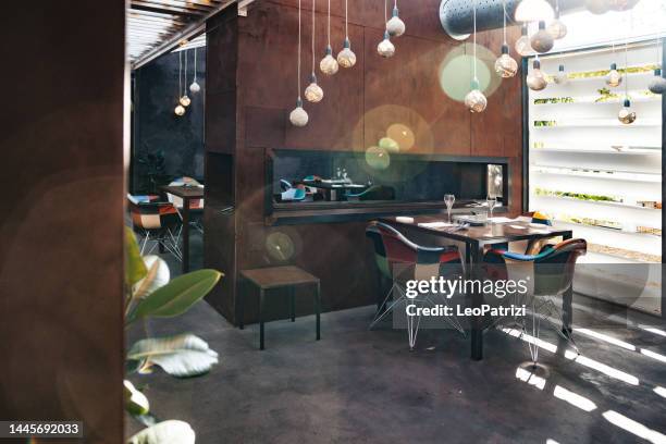 luxury restaurant interior with no people inside prior the opening service - hotel reopening stock pictures, royalty-free photos & images